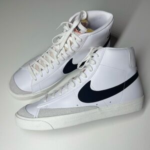 Nike Men's Blazer Mid '77 Vintage in White & Black Lifestyle Sneakers Size- 13